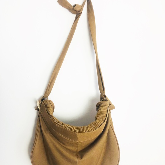 Holiday Fair Saddle Crossbody/Shoulder Bag - Picture 3 of 7